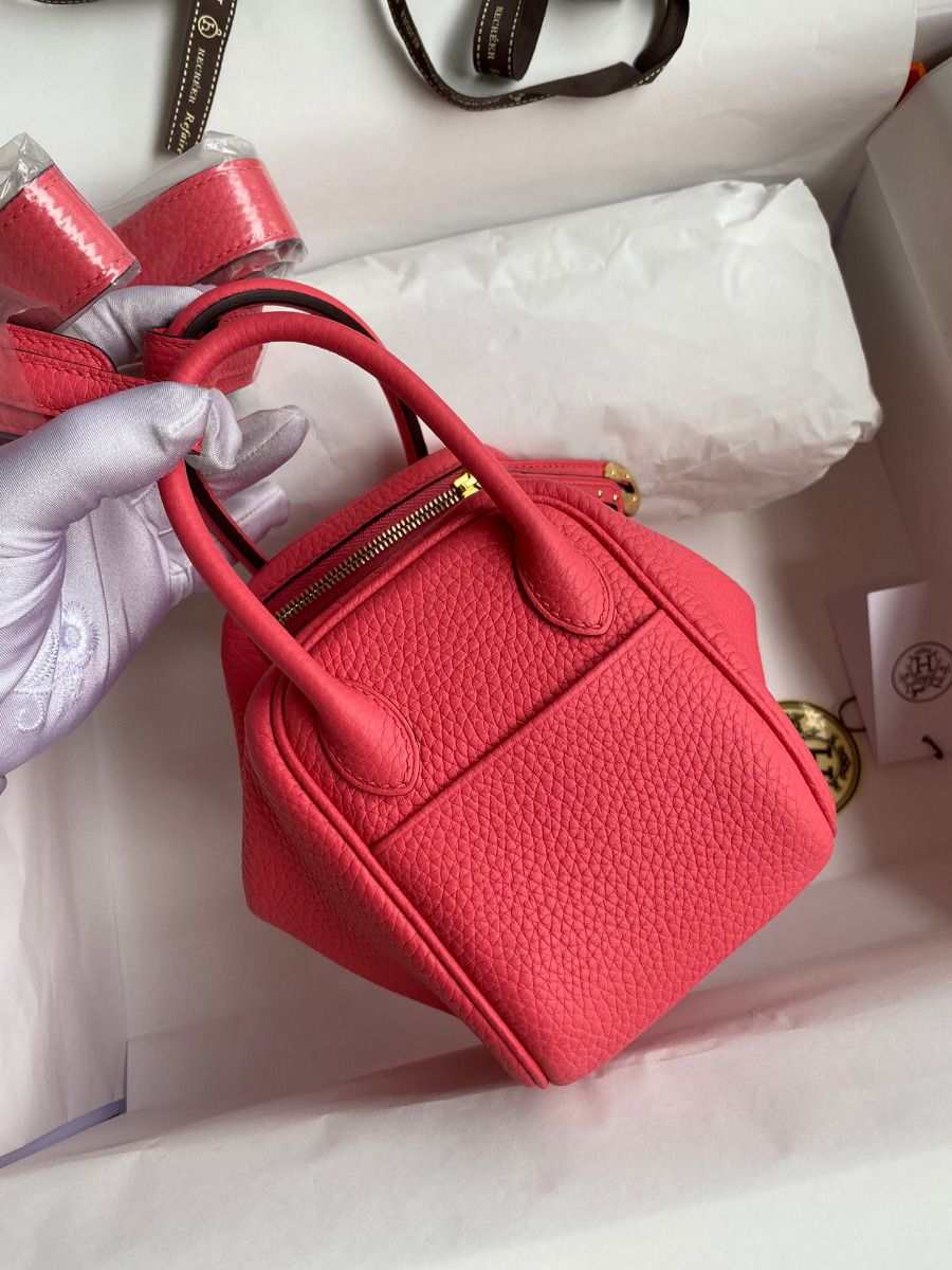 Hermes Mini Lindy Handmade Bag In Rose Lipstick Clemence Leather - Image 3