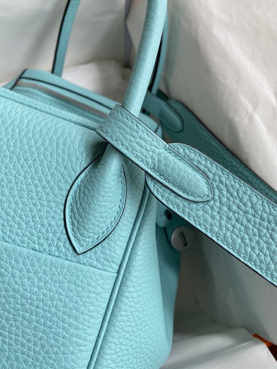 Hermes Lindy 30 Handmade Bag In Blue Atoll Clemence Leather - Image 4