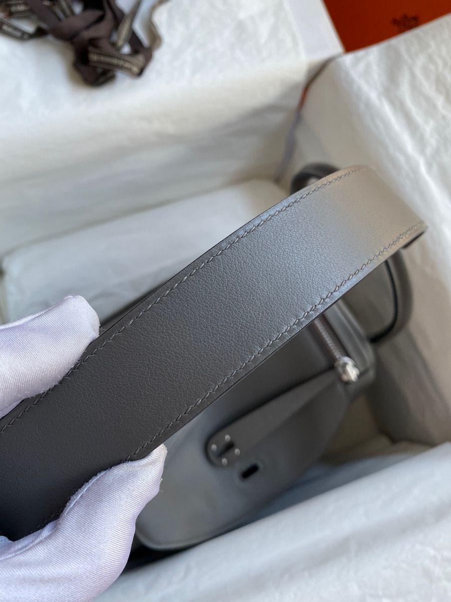 Hermes Lindy 30 Handmade Bag In Grey Swift Calfskin - Image 8