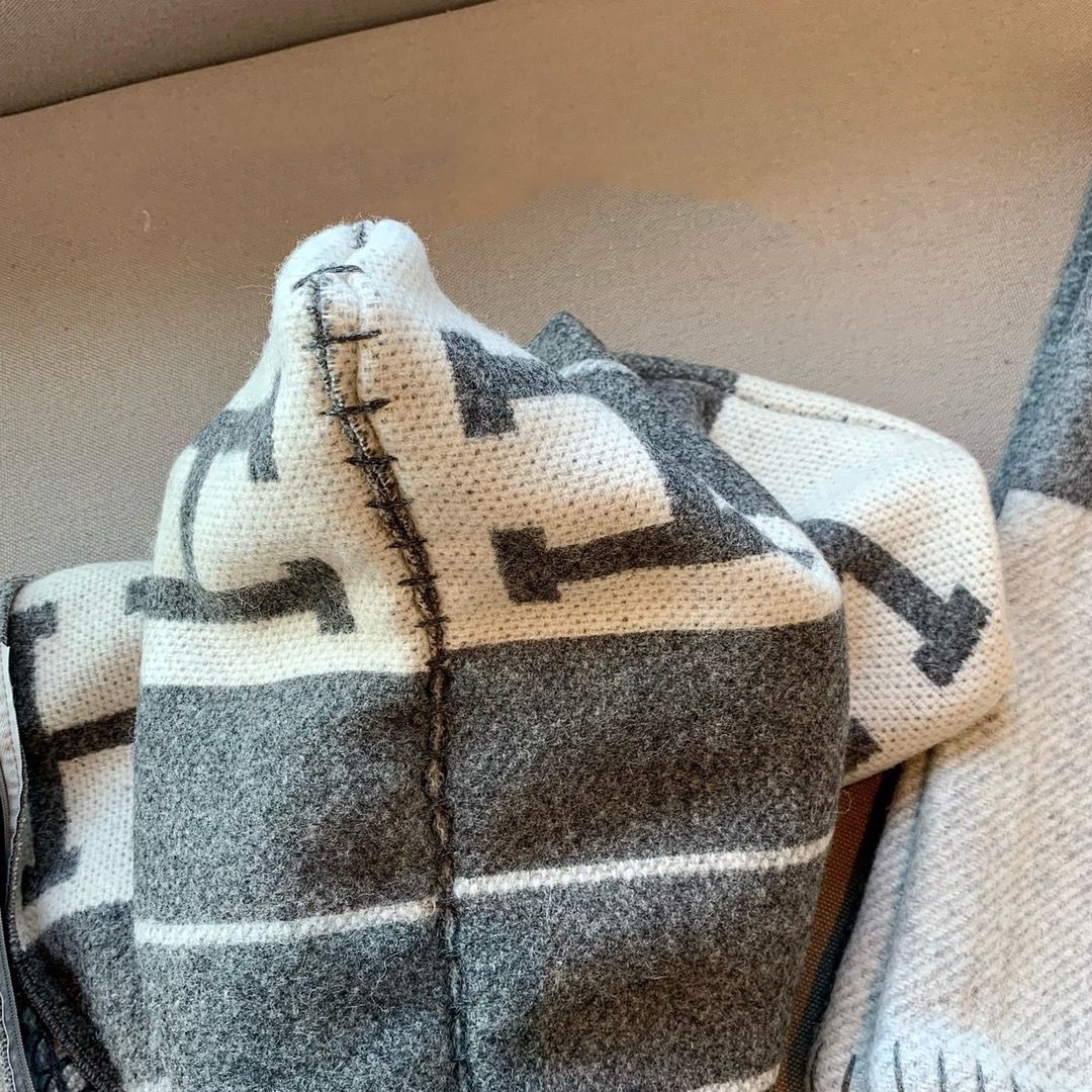 Hermes Grey Small Avalon III Pillow Cover - Image 8