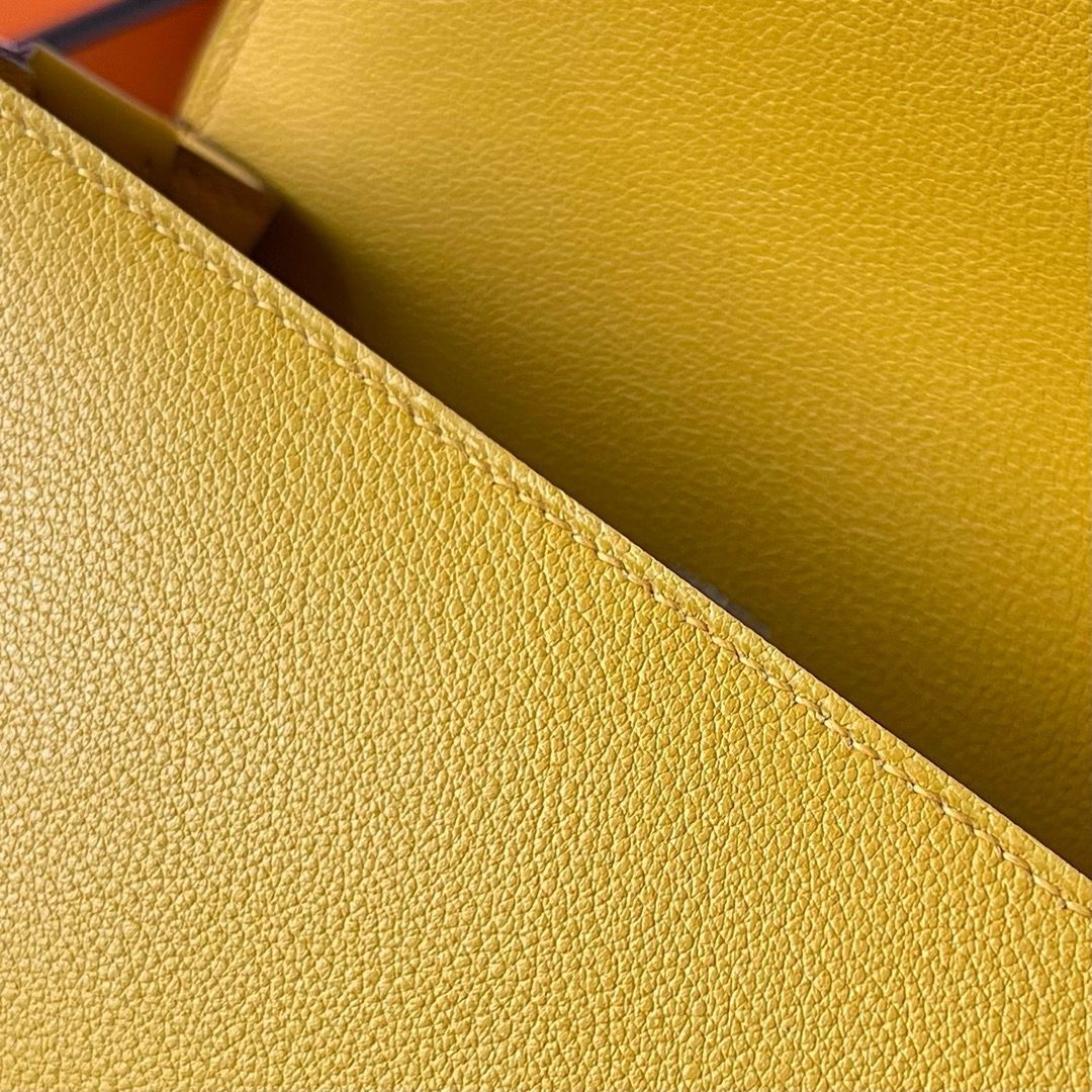 Hermes Roulis Mini 18 Bag in Jaune Ambre Evercolor Calfskin - Image 7