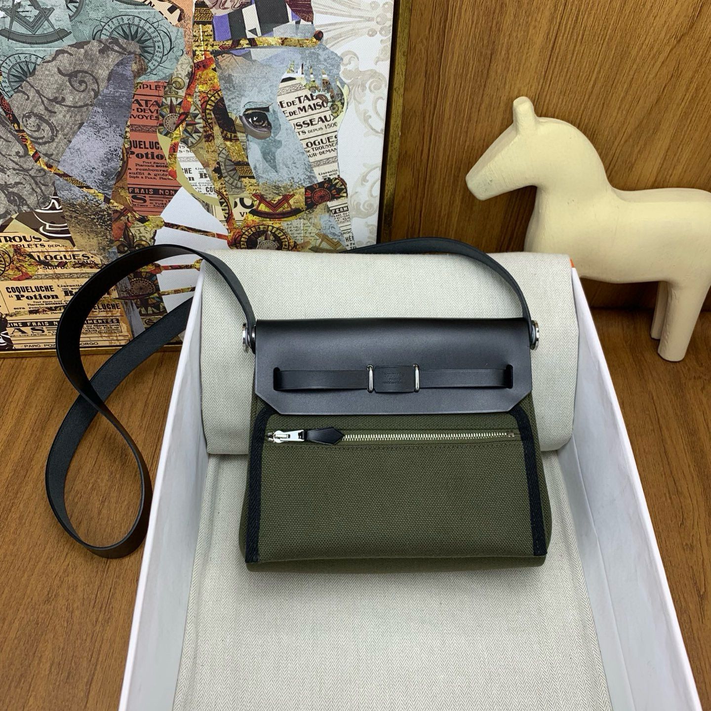 Hermes Herbag Zip 20 Bag in Green Canvas and Black Hunter Calfskin - Image 3