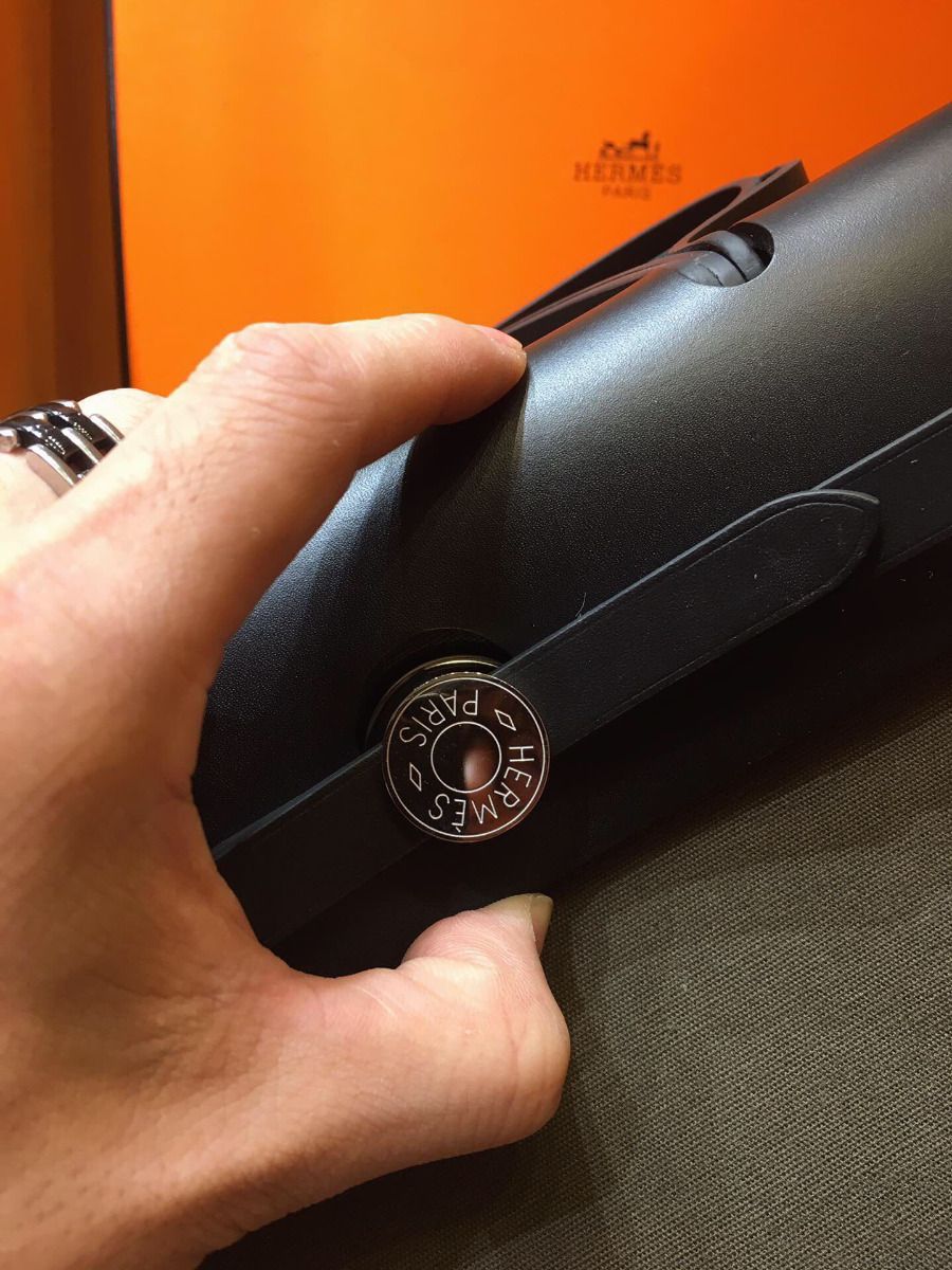 Hermes Herbag Zip 31cm Bag In Black And Canopee - Image 5