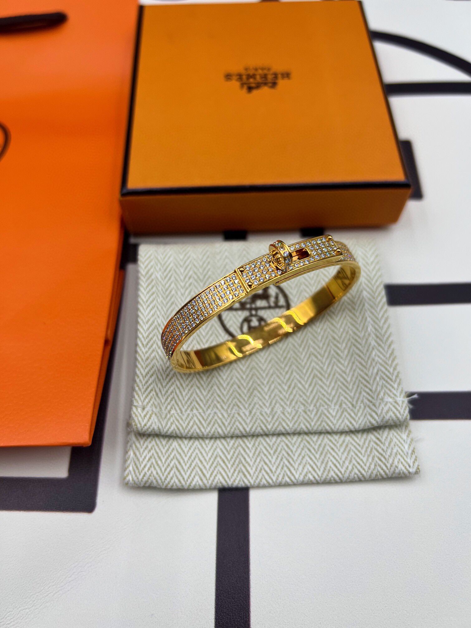 Hermes Small Kelly Bracelet with Full Diamonds - Image 3