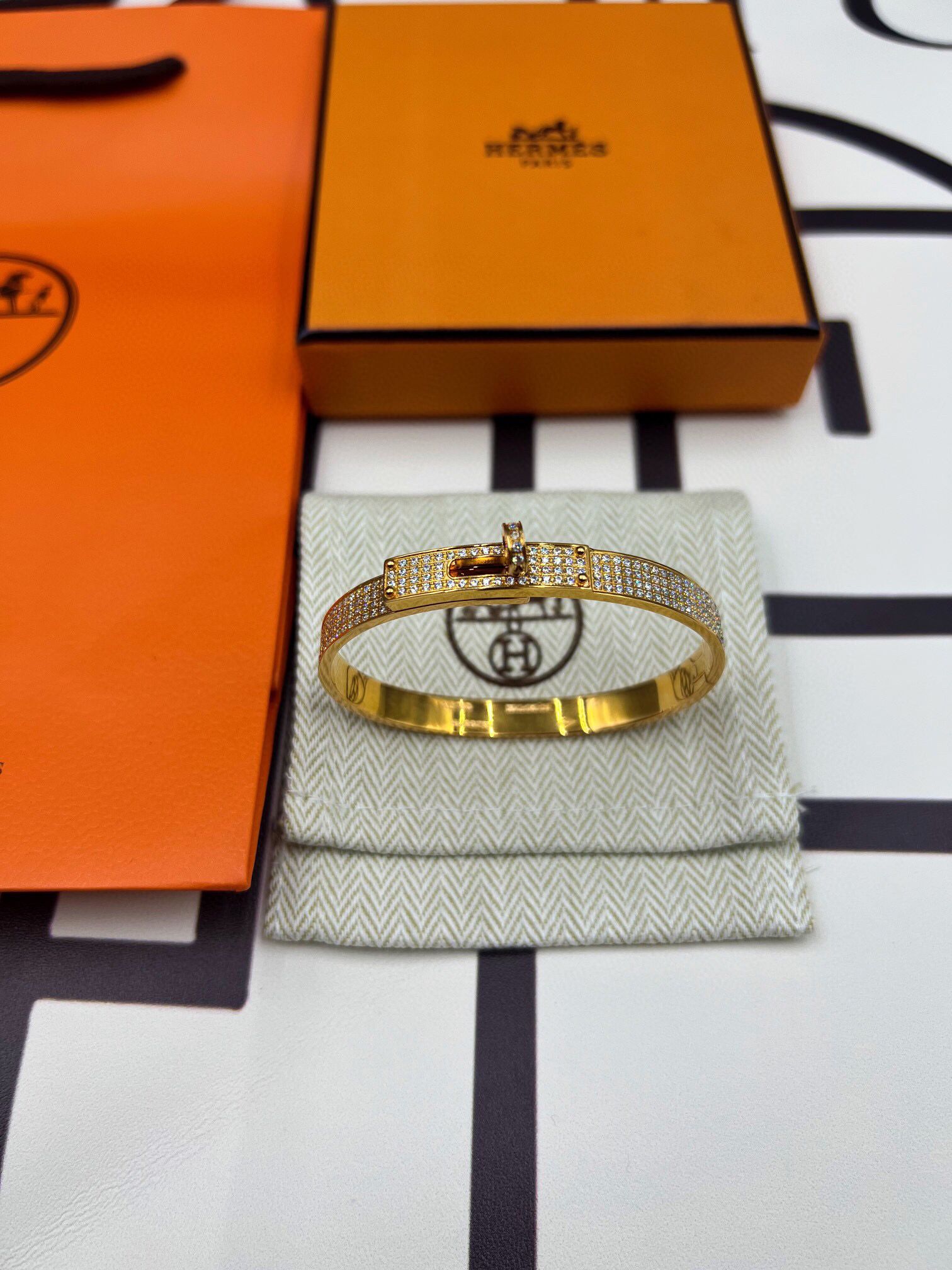 Hermes Small Kelly Bracelet with Full Diamonds - Image 4