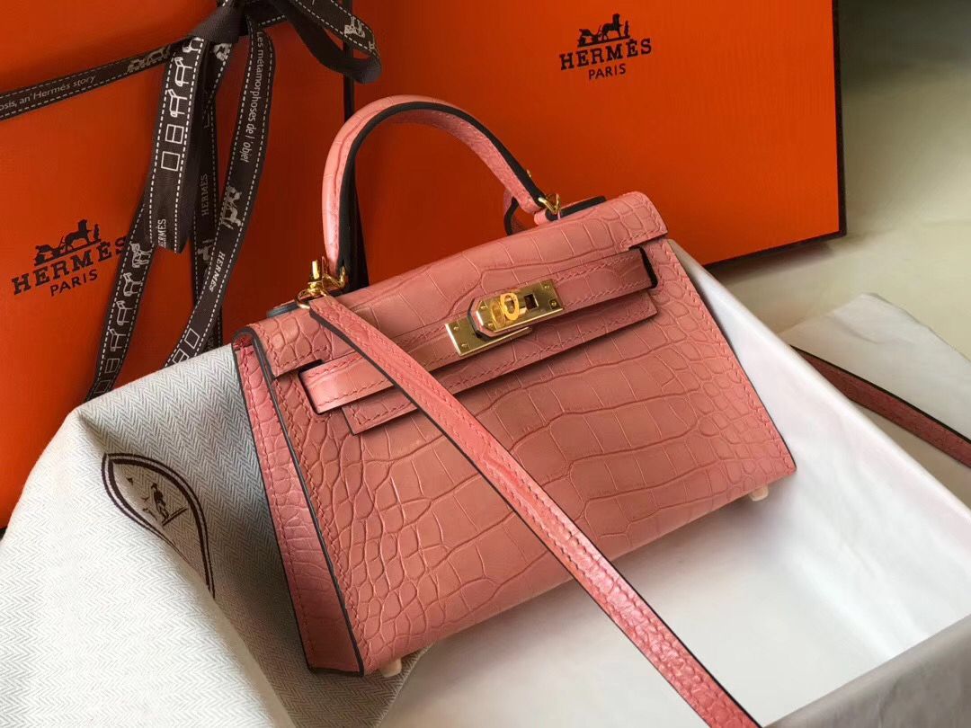 Hermes Kelly Mini II Handmade Bag In Pink Crocodile Embossed Leather - Image 5