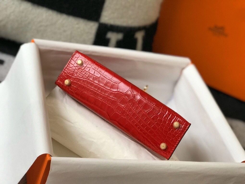 Hermes Kelly Mini II Bag In Red Embossed Crocodile Leather - Image 8