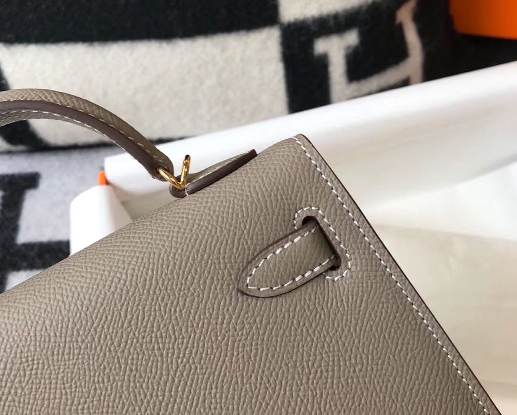 Hermes Kelly Mini II Bag In Gris Asphalt Epsom Leather GHW - Image 7