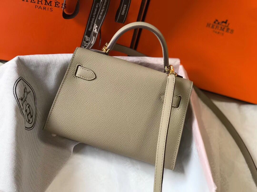 Hermes Kelly Mini II Bag In Gris Tourterelle Epsom Leather GHW - Image 3