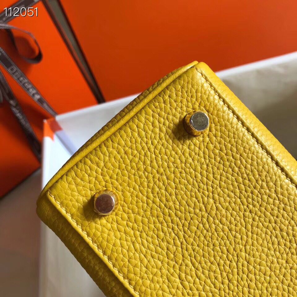 Hermes Kelly 28cm Bag In Yellow Clemence Leather GHW - Image 9