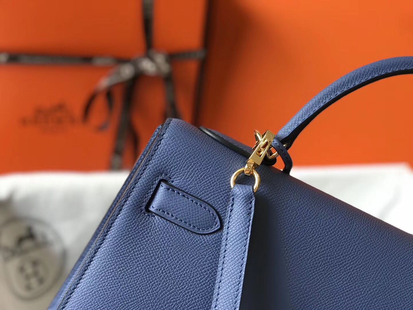 Hermes Kelly 28cm Bag In Blue Agate Epsom Leather GHW - Image 6