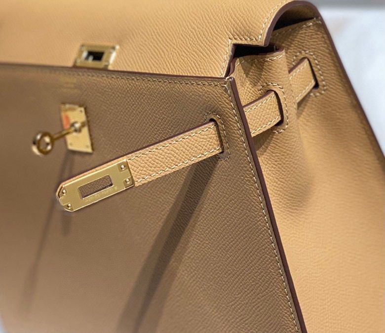 Hermes Kelly 28cm Bag In Chai Epsom Leather GHW - Image 8
