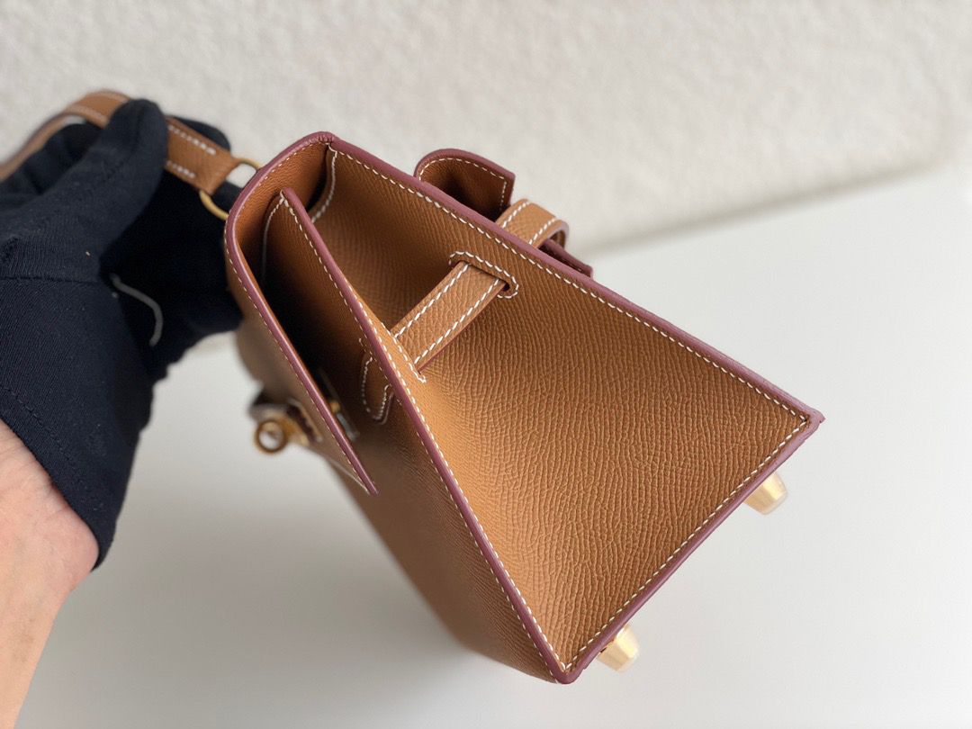 Hermes Kelly En Desordre 20 Handmade Bag In Gold Epsom Calfskin - Image 7
