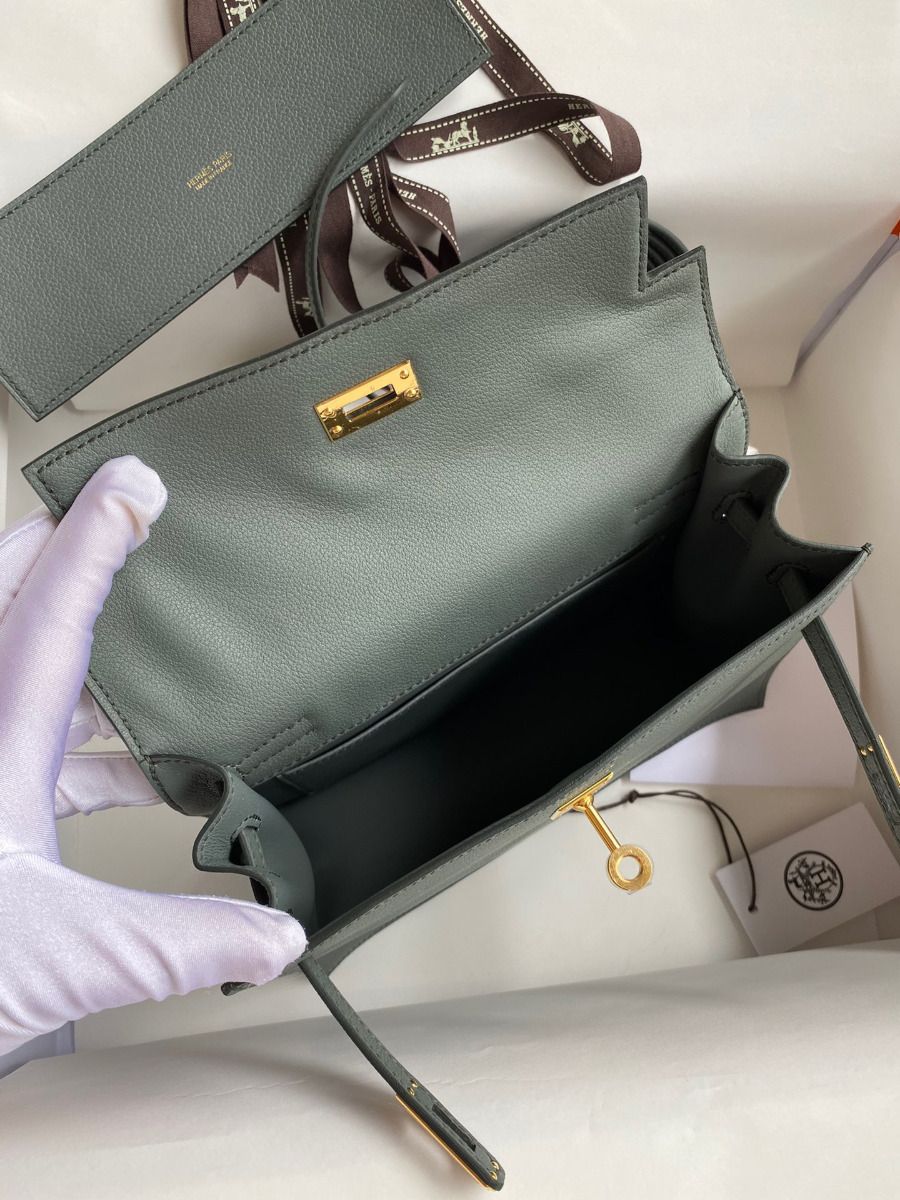 Hermes Kelly Danse II Bag In Vert Amande Evercolor Calfskin - Image 7