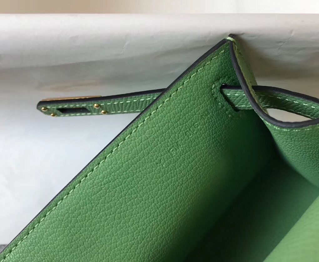 Hermes Kelly Pochette Bag In Vert Criquet Epsom Leather - Image 8
