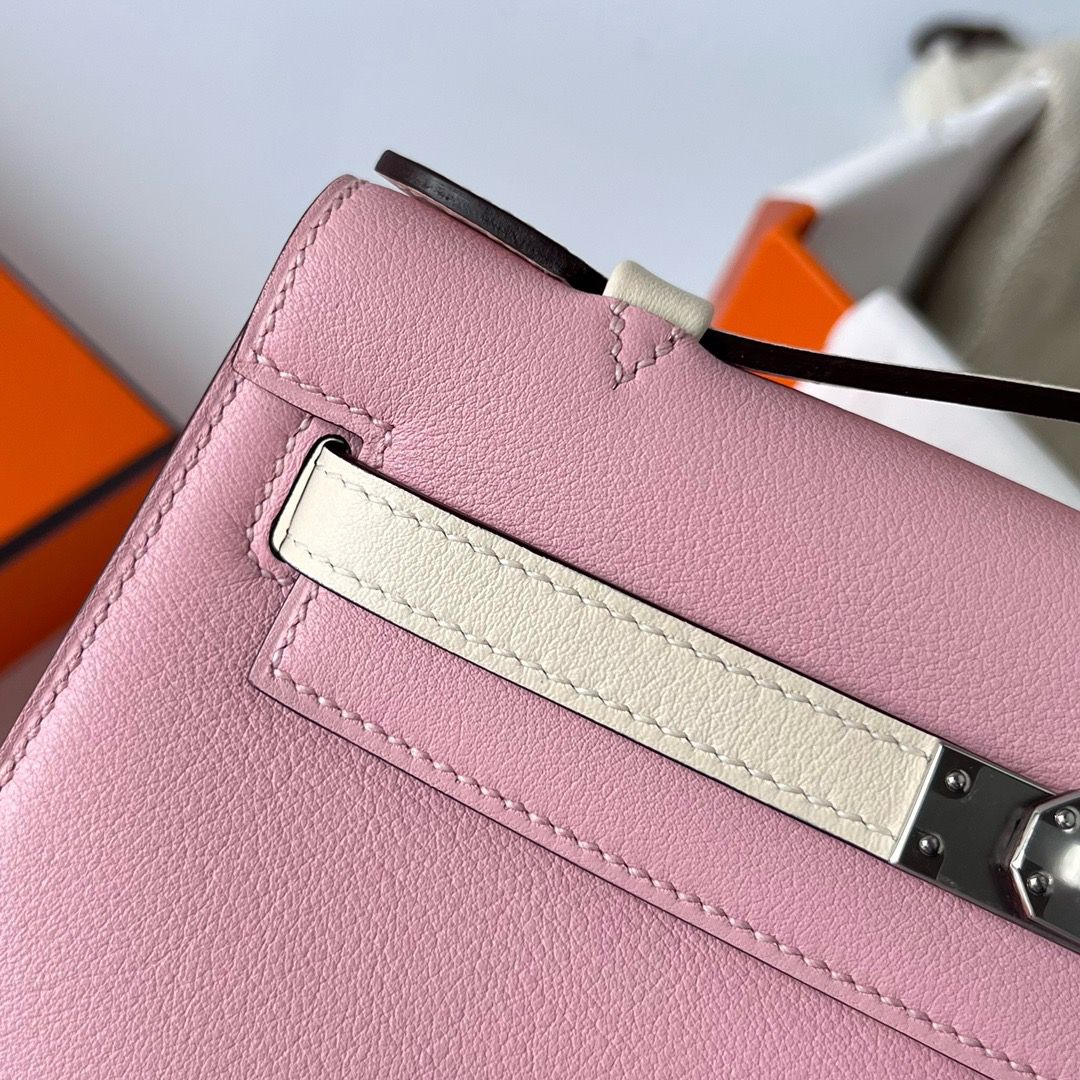 Hermes HSS Kelly Pochette Bicolor Bag in Pink and Craie Swift Calfskin - Image 5
