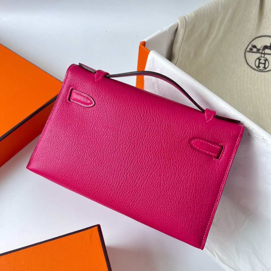 Hermes Kelly Pochette Handmade Bag In Rose Mexico Chevre Mysore Leather - Image 9