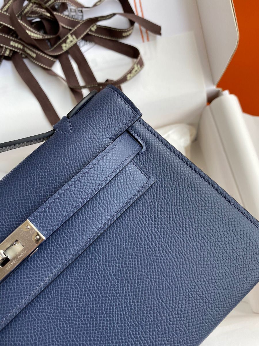 Hermes Kelly Pochette Handmade Bag In Blue Saphir Epsom Calfskin - Image 5