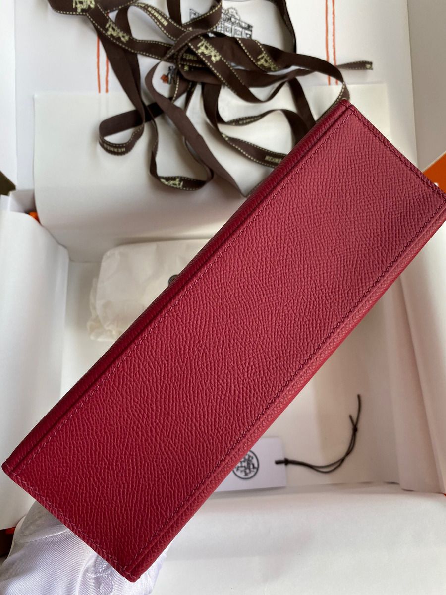 Hermes Kelly Pochette Handmade Bag In Ruby Epsom Calfskin - Image 4