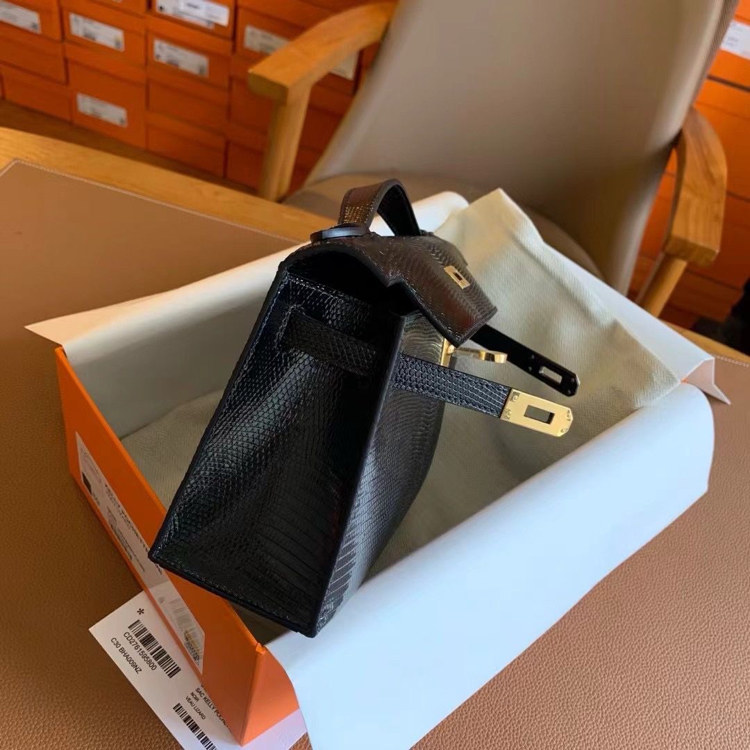 Hermes Kelly Pochette Handmade Bag In Black Lizard Skin - Image 9