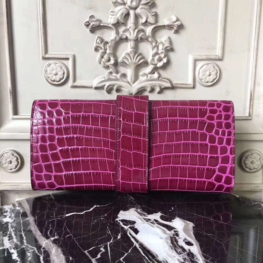Hermes Medor Clutch Bag In Fuchsia Crocodile Leather - Image 3