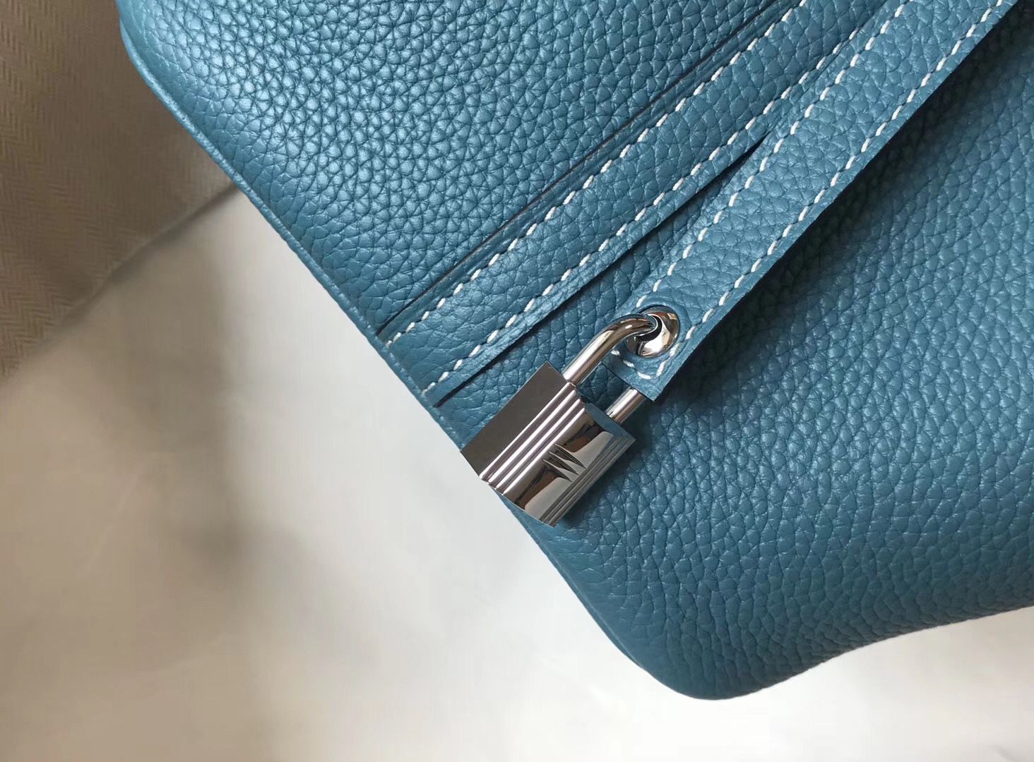 Hermes Picotin Lock 18 Bag In Blue Jean Clemence Leather - Image 9