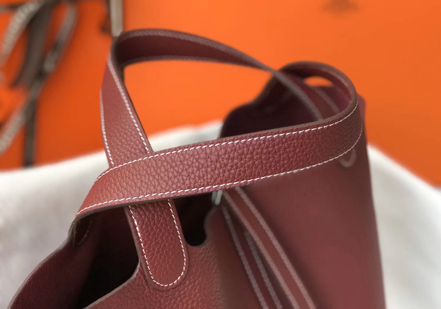 Hermes Picotin Lock 18 Bag In Bordeaux Clemence Leather - Image 9