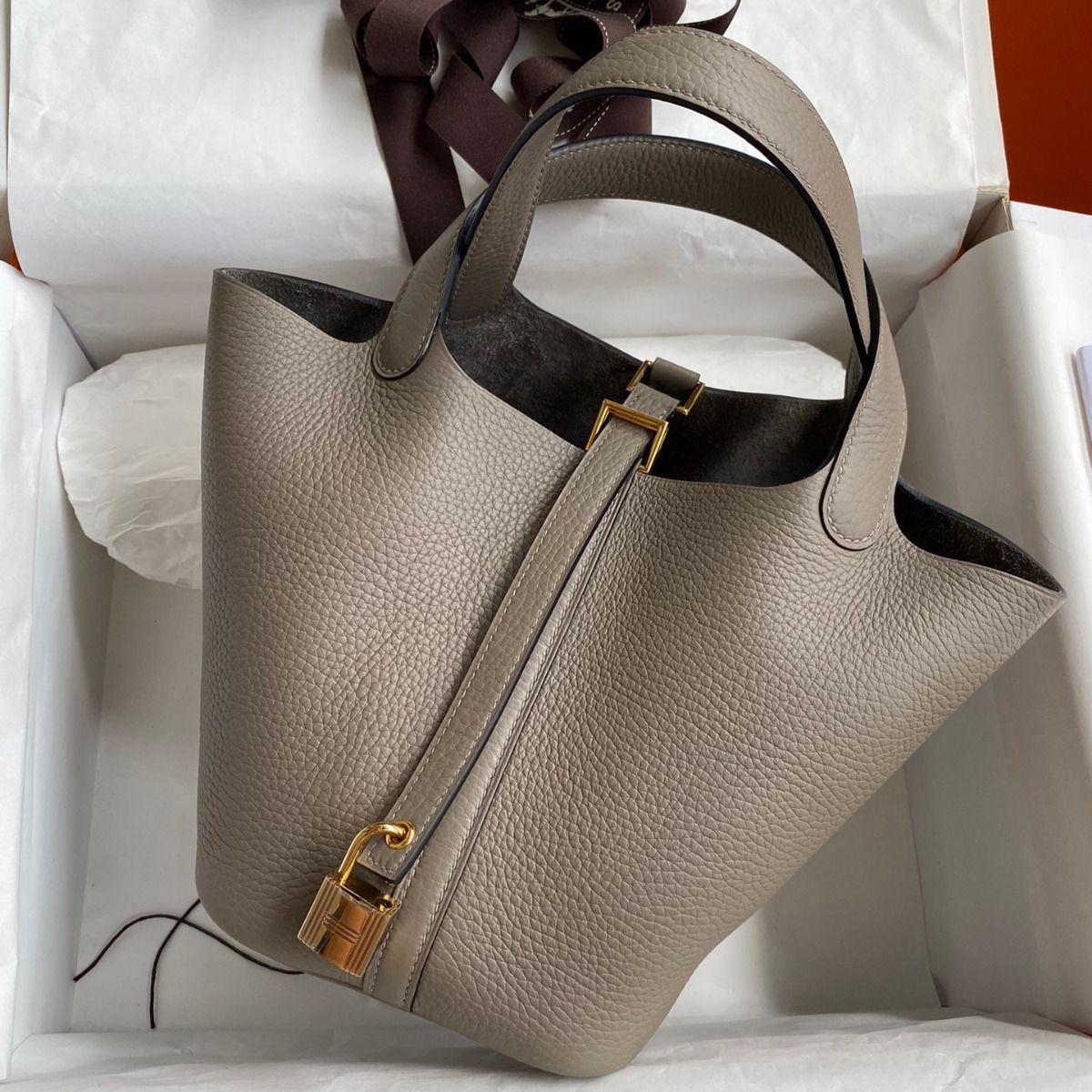 Hermes Picotin Lock 18 Handmade Bag in Gris Asphalt Clemence Leather - Image 10