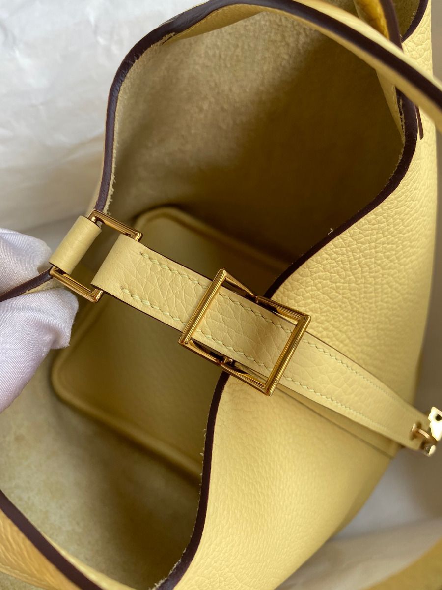 Hermes Picotin Lock 18 Handmade Bag in Jaune Poussin Clemence Leather - Image 5