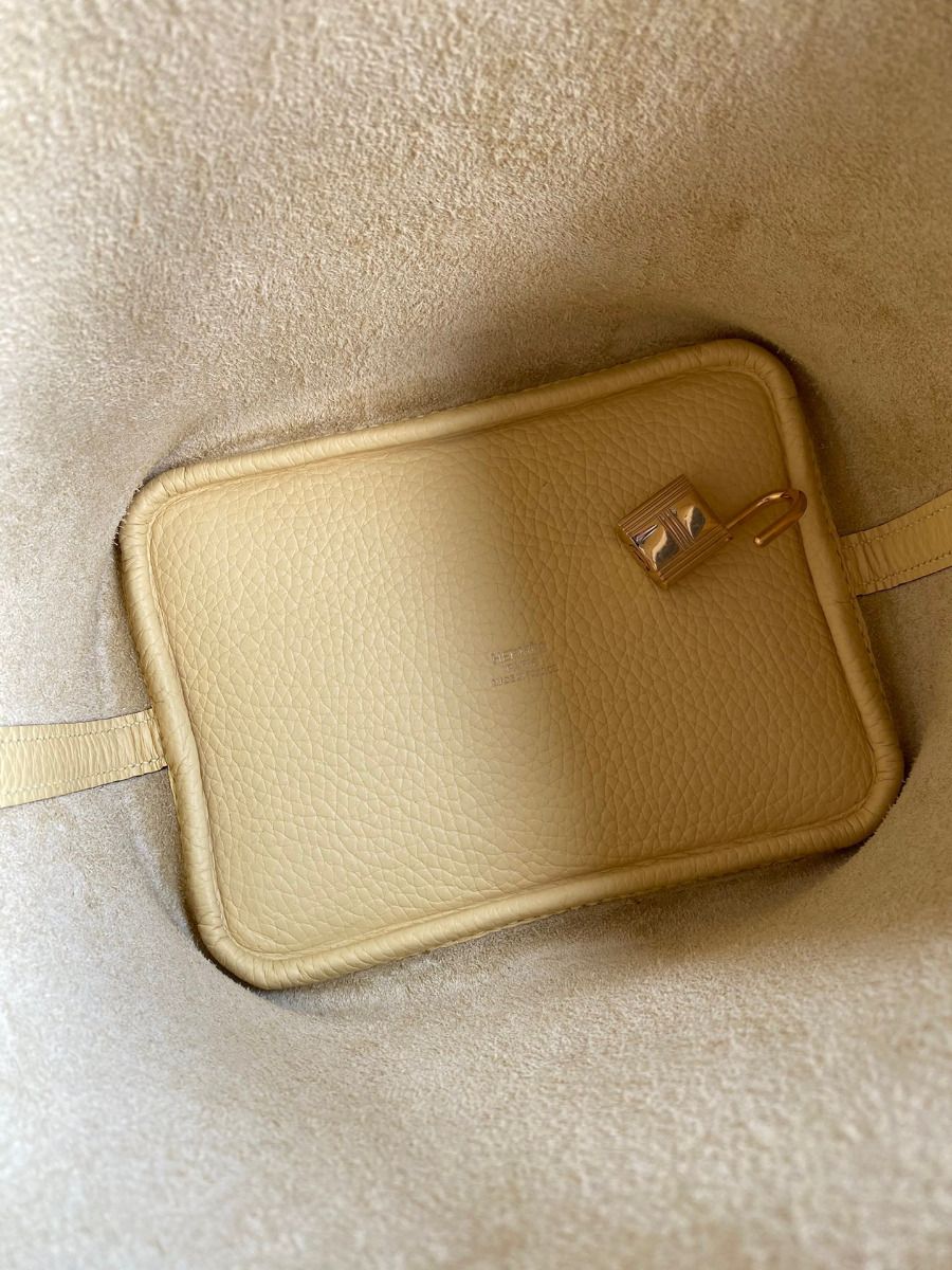 Hermes Picotin Lock 18 Handmade Bag in Jaune Poussin Clemence Leather - Image 7