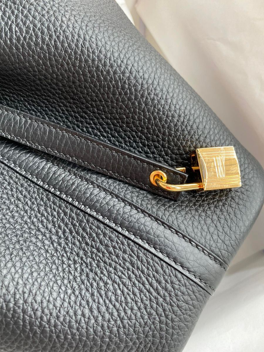 Hermes Picotin Lock 18 Handmade Bag in Black Clemence Leather - Image 4
