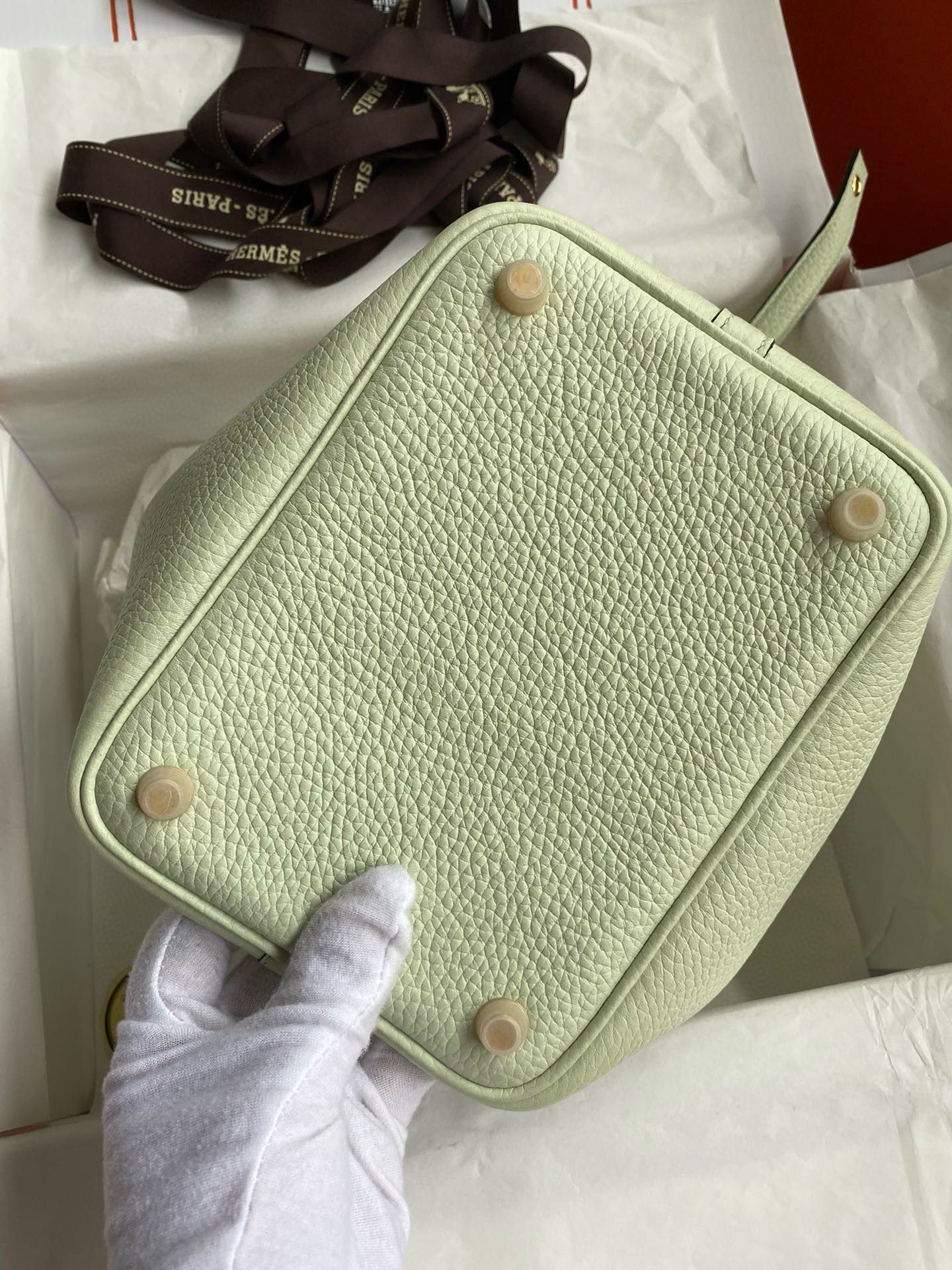 Hermes Picotin Lock 18 Handmade Bag in Vert Fizz Clemence Leather - Image 9