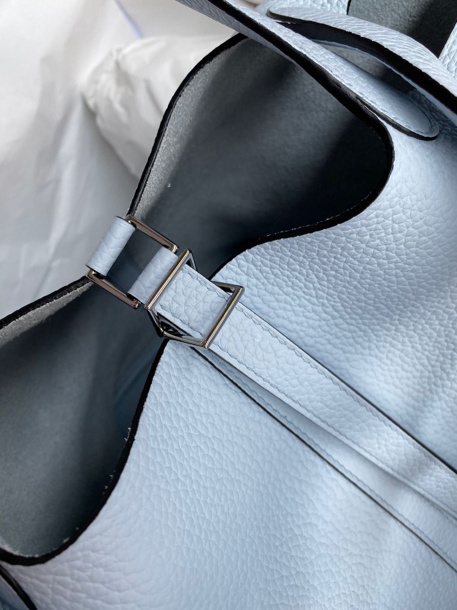 Hermes Picotin Lock 22 Handmade Bag in Blue Brume Clemence Leather - Image 5