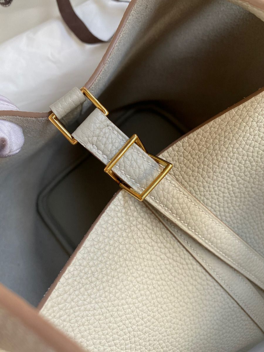 Hermes Picotin Lock 22 Handmade Bag in Pearl Grey Clemence Leather - Image 5