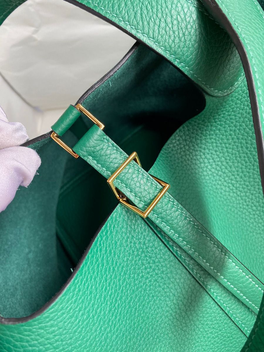Hermes Picotin Lock 22 Handmade Bag in Vert Vertigo Clemence Leather - Image 5