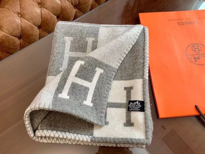 Hermes Grey Avalon III Throw Blanket - Image 3