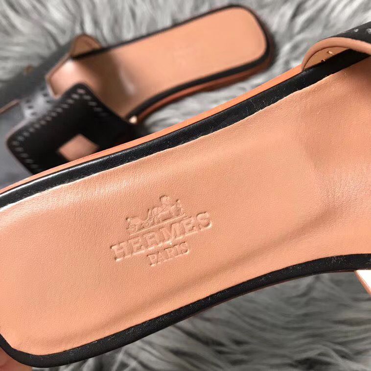 Hermes Oran Perforated Sandals In Black Swift Leather - Image 5