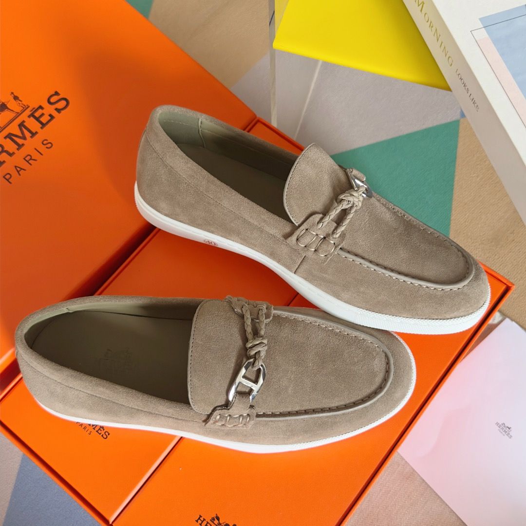 Hermes Men's Ignacio Loafers in Galet Suede Calfskin - Image 8