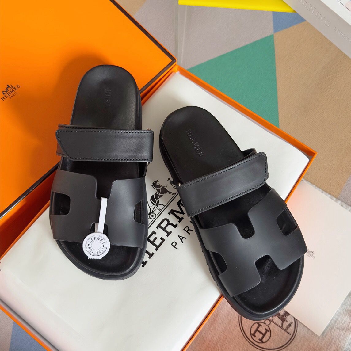 Hermes Men's Chypre Sandals in Black Calfskin - Image 11
