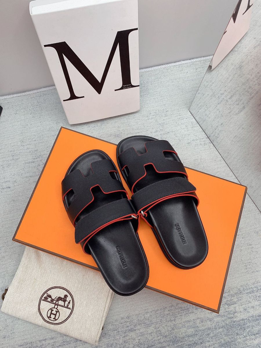 Hermes Men's Chypre Sandals in Black Epsom Calfskin - Image 5