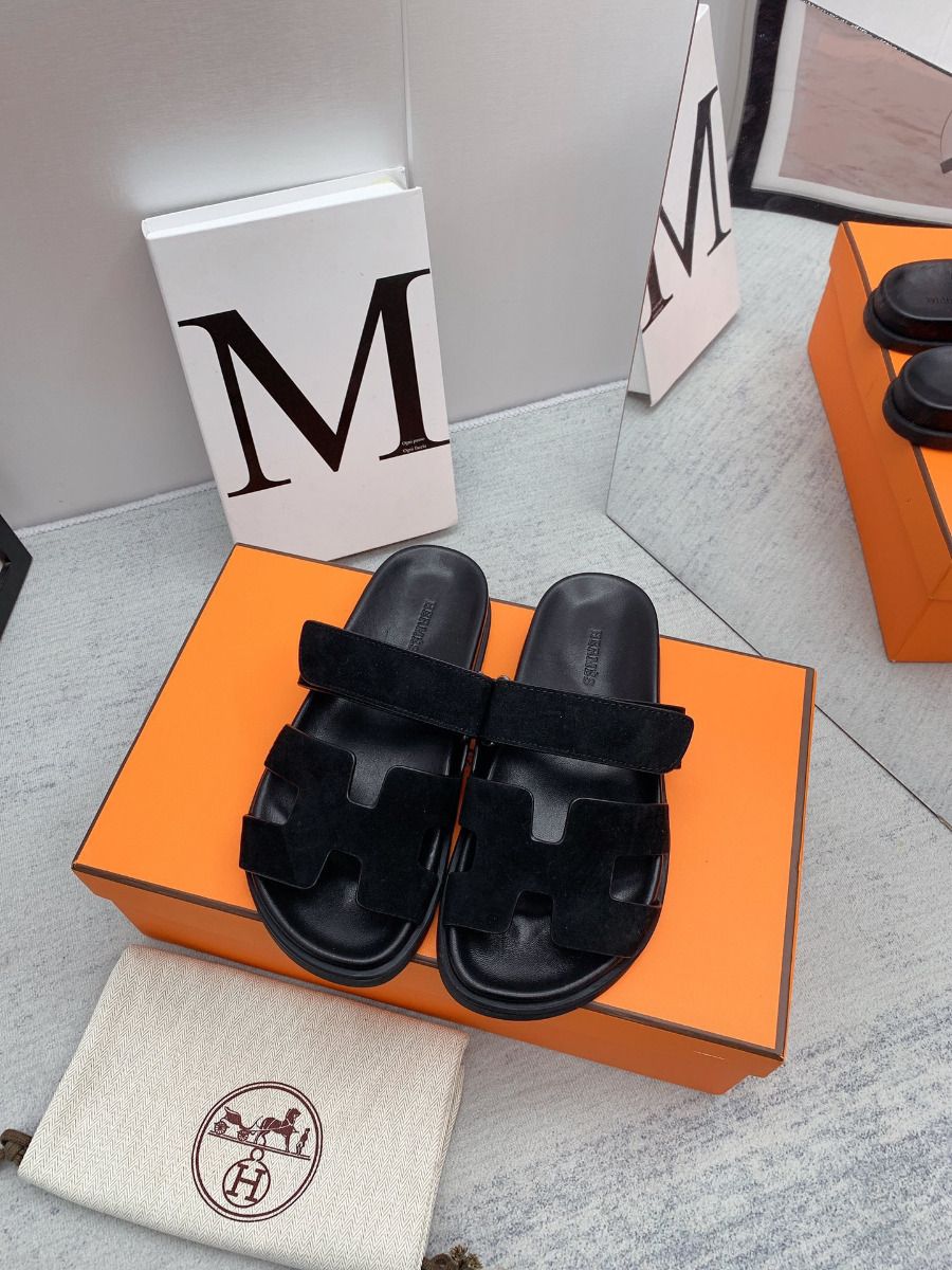 Hermes Men's Chypre Sandals in Black Suede Calfskin - Image 4