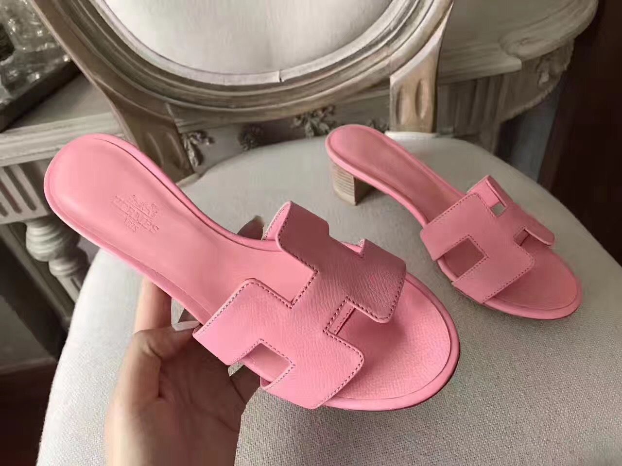 Hermes Oasis Sandals In Pink Epsom Leather - Image 5