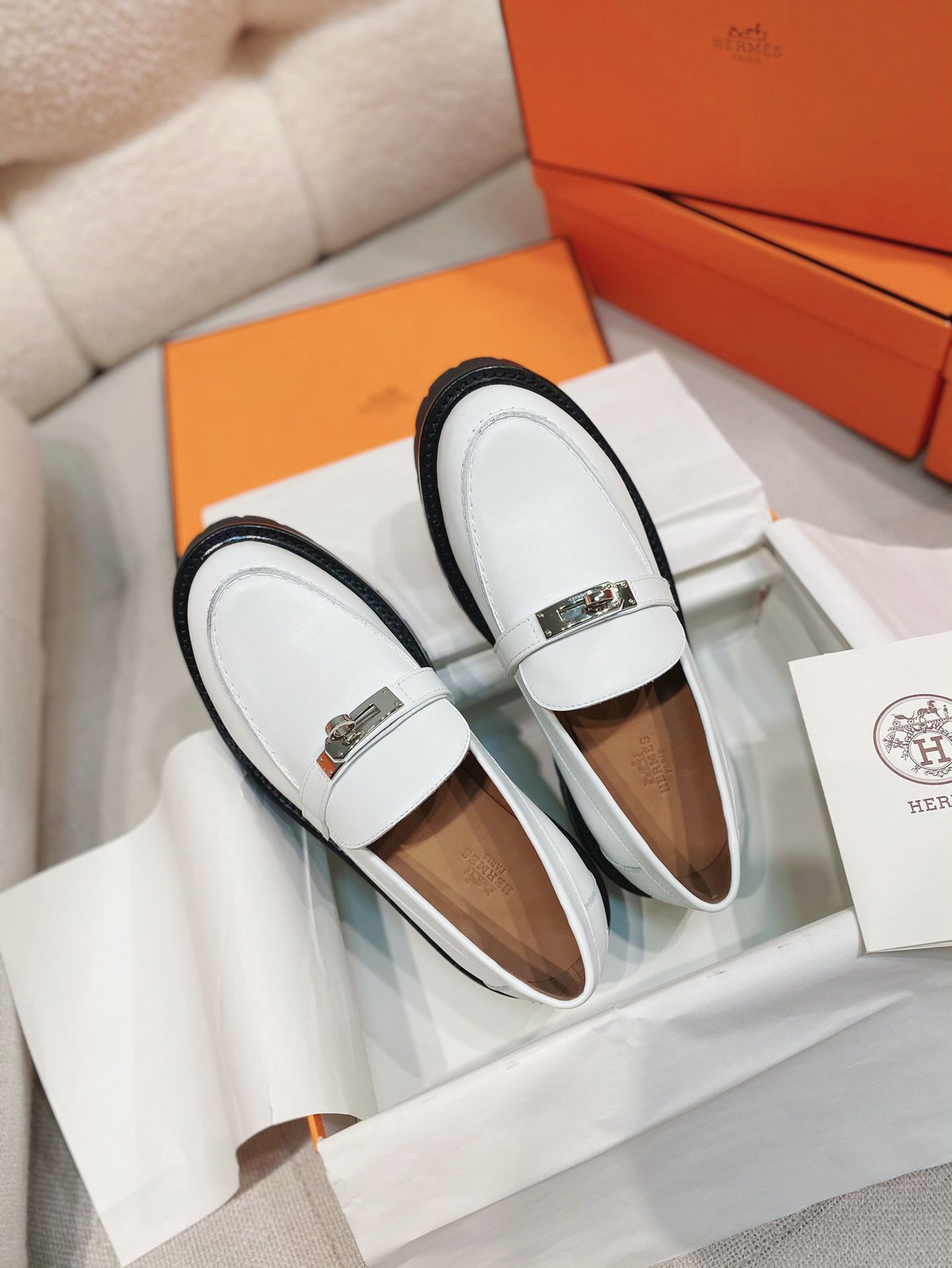 Hermes Women's Icone Loafers in White Calfskin - Image 5