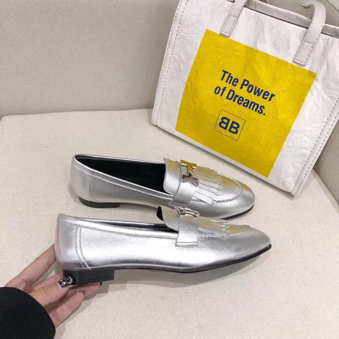 Hermes Royal Loafers In Silver Metallic Lambskin - Image 6