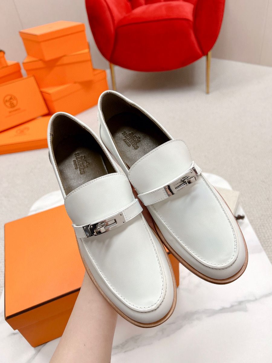 Hermes Women's Destin Loafers in White Leather - Image 6