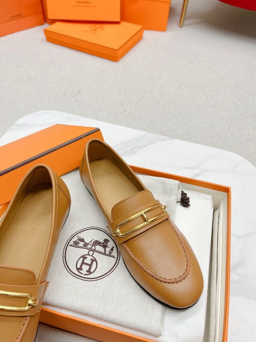 Hermes Women's Colette Loafers in Brown Leather - Image 9