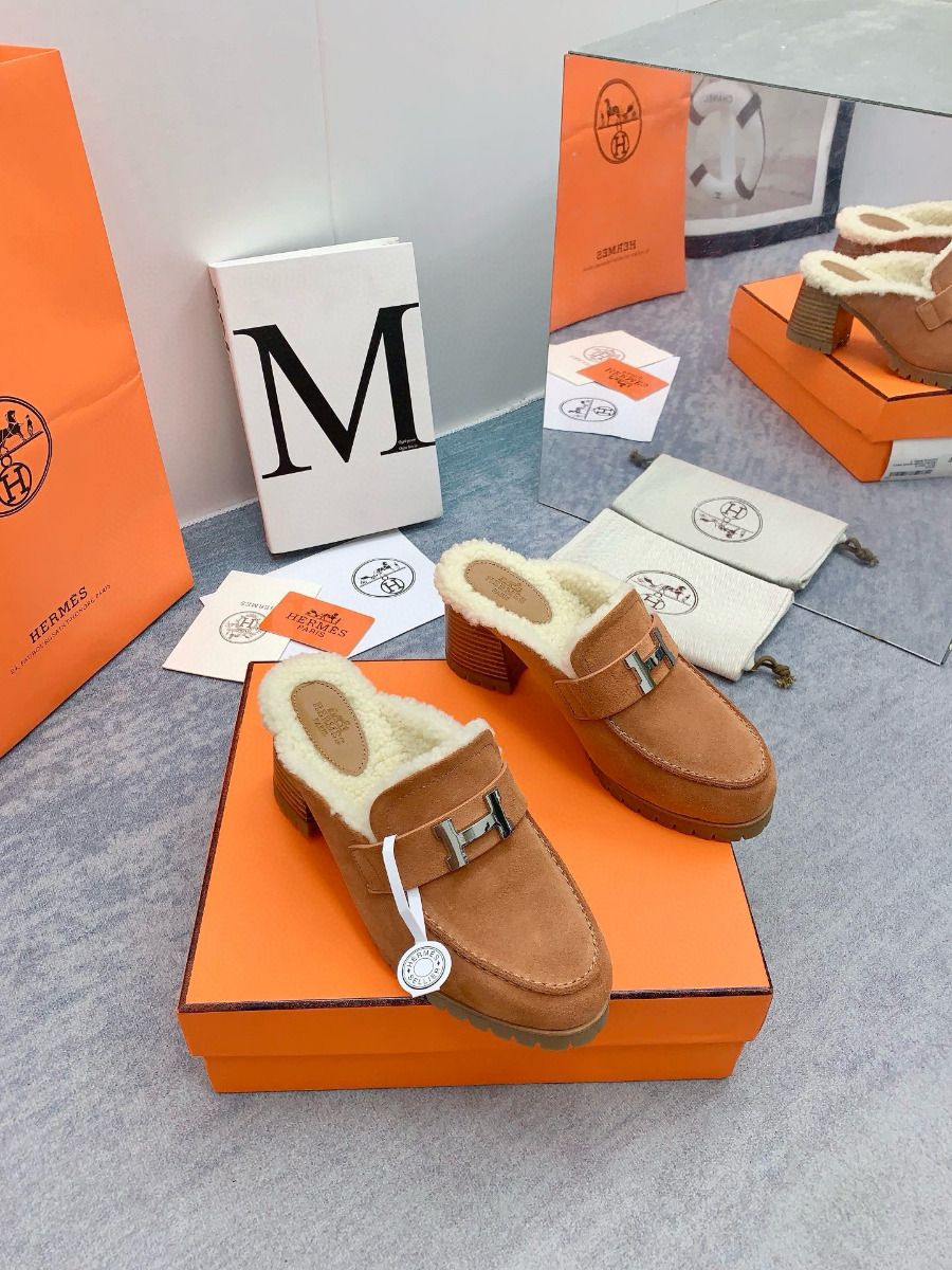 Hermes Flore 60 Mules in Brown Suede with Shearling - Image 4