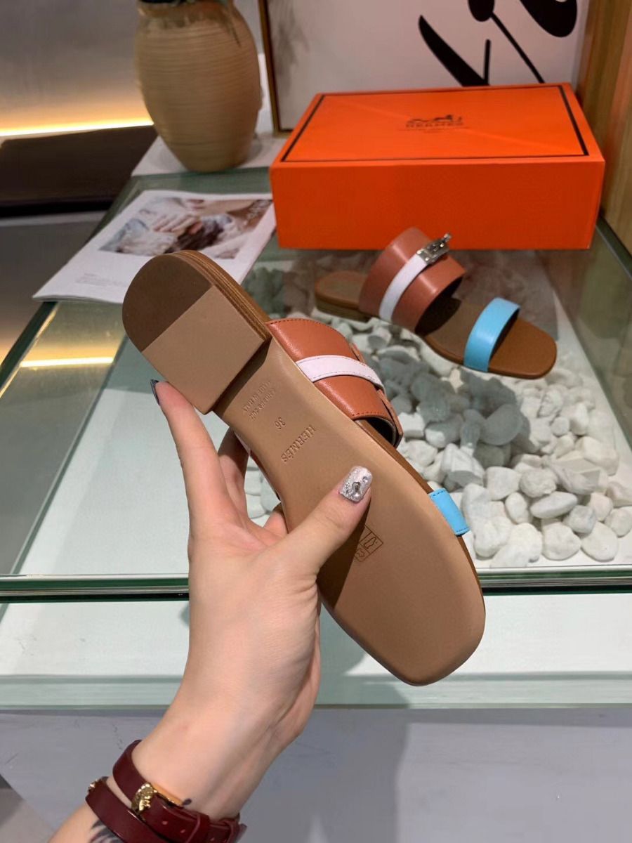 Hermes Avenue Sandals In Multicolour Calfskin - Image 5