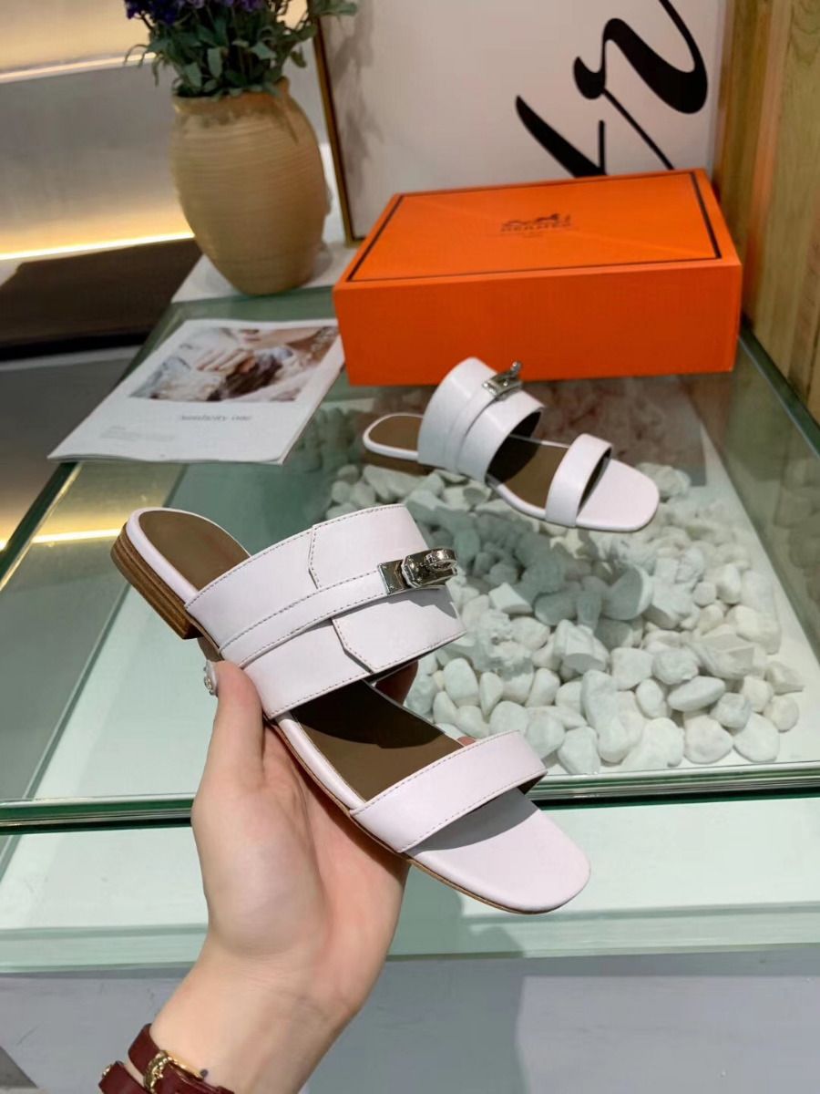 Hermes Avenue Sandals In White Calfskin - Image 7