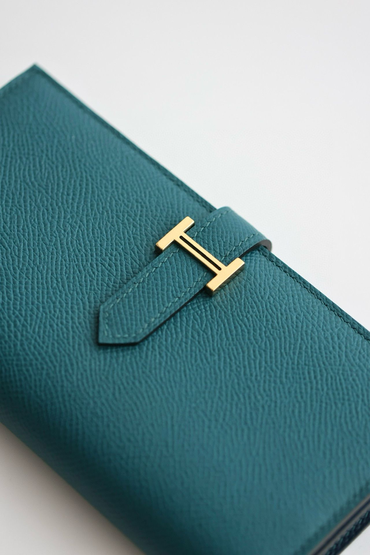 Hermes Bearn Verso Long Wallet in Vert Bosphore Epsom Calfskin - Image 3